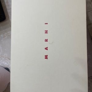 Marni slippers only worn once unisex